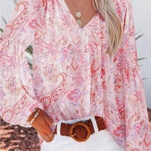 Beautiful Floral Pink and White Blouse. Size Large